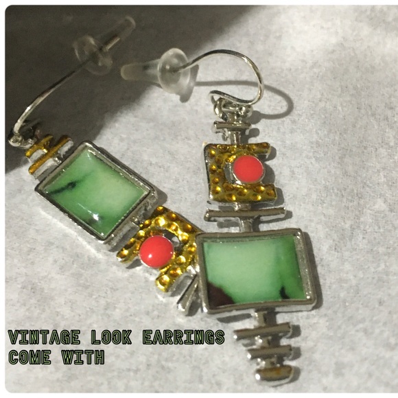 PATENT LEATHER YELLOW PLUS MULTI COLOR STRIPED JEWELRY ORGANIZER/ HANDL… - Picture 13 of 13